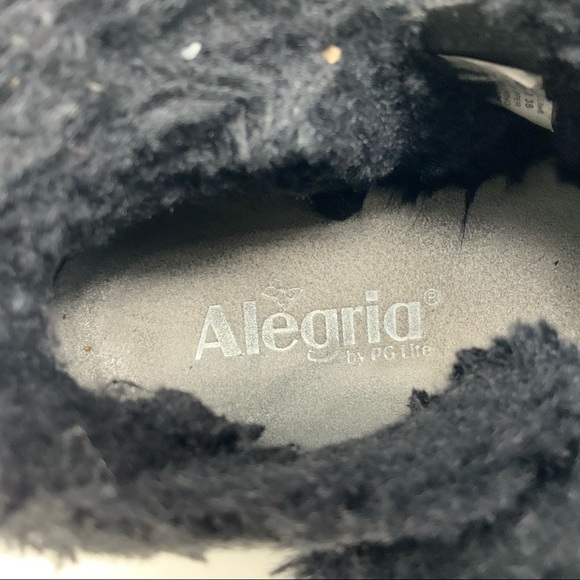 ALEGRIA black florets ankle boot, style#Mer-553. with faux fur. - Picture 5 of 9